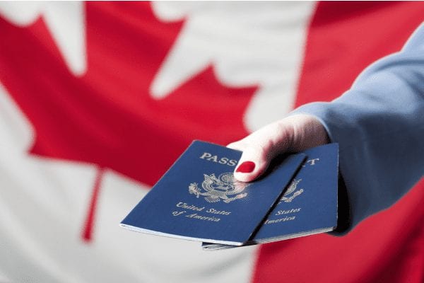 Visa nhiều lần cho phép bạn xuất nhập cảnh nhiều lần tại quốc gia Canada