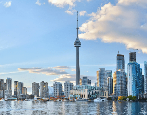 Toronto là thành phố lớn nhất ở Canada 
