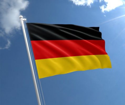 Lá cờ Đức: Lá cờ Đức được sử dụng để thể hiện tính đoàn kết, tình yêu nước và sự tự hào của người dân Đức. Đây là một trong những biểu tượng quan trọng nhất của đất nước. Hãy cùng chiêm ngưỡng hình ảnh lá cờ Đức trong những ngày lễ quan trọng của đất nước.