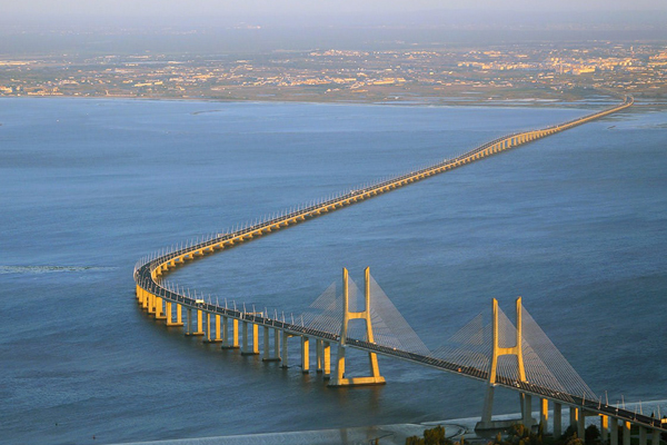 cầu dài nhất châu âu, cây cầu dài nhất châu âu, cầu vasco da gama, vasco da gama bridge